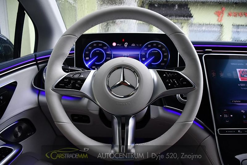 Mercedes-Benz EQE 350 4MATIC - fotka 26 z 56