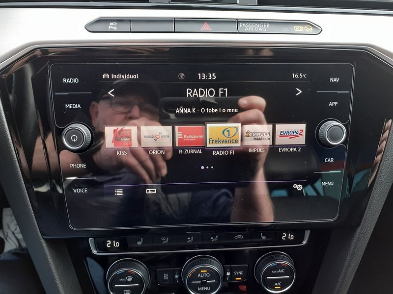 Volkswagen Passat (2018) 2.0 BiTDi 4x4 - fotka 11 z 48