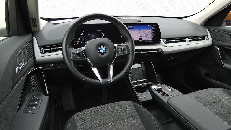 BMW X1 sDrive 18i - fotka 5 z 22