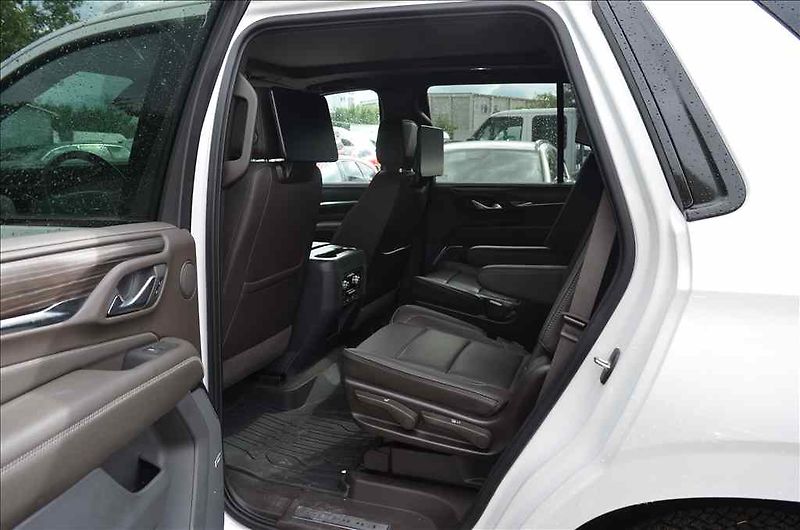 GMC Yukon (2022) DENALI XL 6,2V8 - fotka 13 z 18
