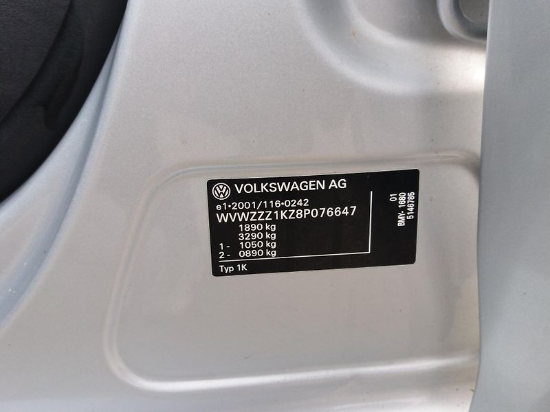 Volkswagen Golf 1.4TSi,103kW,DSG,DIG.KLIMA! - fotka 20 z 21