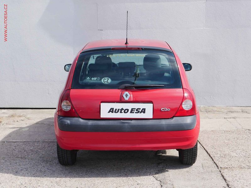 Renault Clio (2005) 1.2i, ČR - fotka 5 z 15