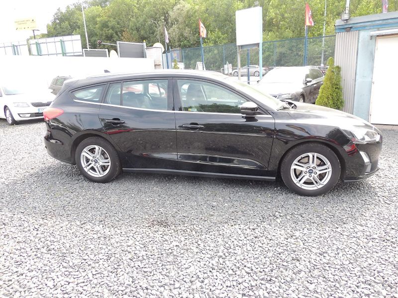 Ford Focus (2020) Combi 1.0i,92kw,ČR,1.majitel - fotka 5 z 42