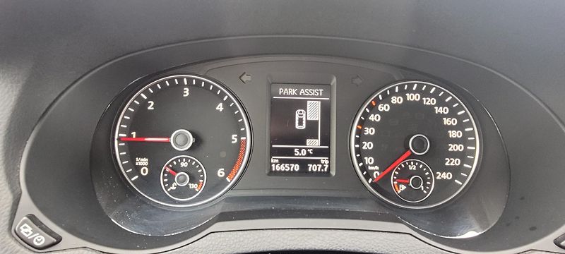 Seat Alhambra (2015) 2,0TDi 130kW Style - fotka 22 z 42
