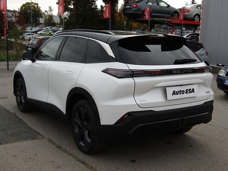 BAIC X55 (2025) 1.5T, ČR, AT, LED, kamera - fotka 6 z 23