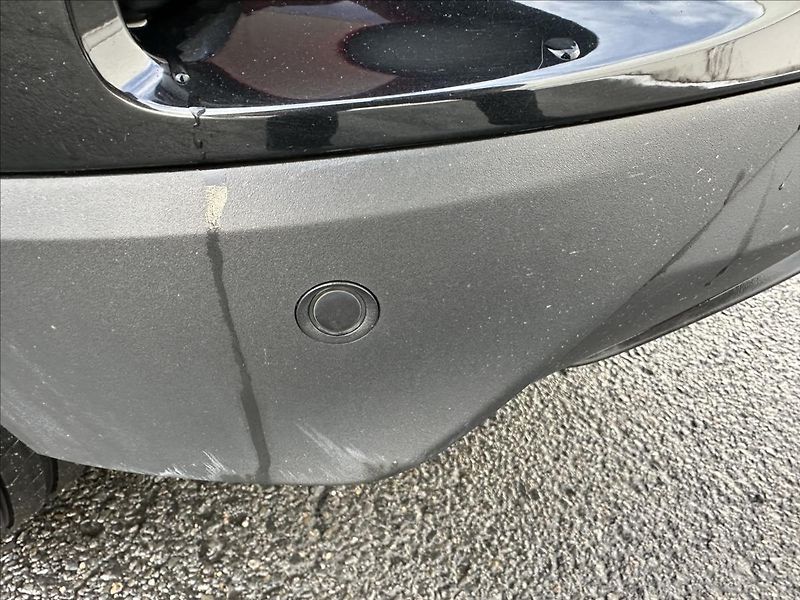Toyota C-HR 1,2 4x4 TOP - fotka 28 z 32
