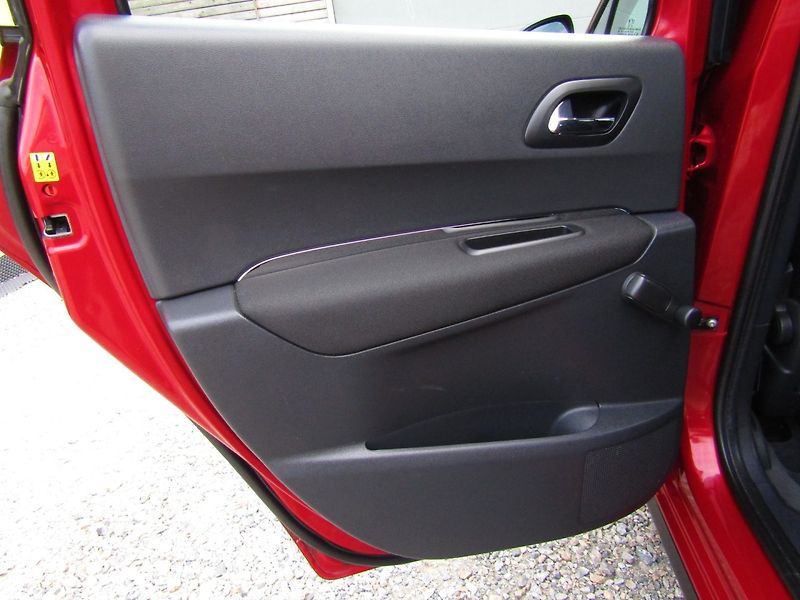Peugeot 3008 (2010) 1.6 16V 88kW  TOP QUALITY - fotka 21 z 38