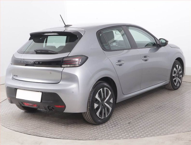 Peugeot 208 (2024) Active 1.2 PureTech - fotka 5 z 15