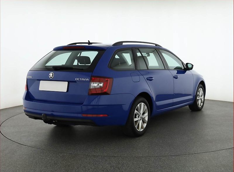 Škoda Octavia (2020) Ambition 2.0 TDI, Navi - fotka 5 z 17