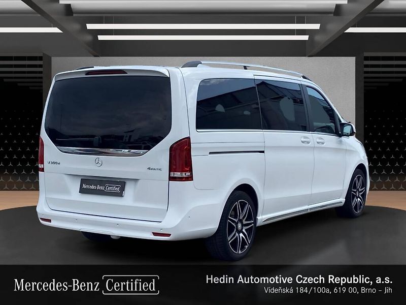 Mercedes-Benz Třídy V (2024) 300 d 4M long - fotka 5 z 27