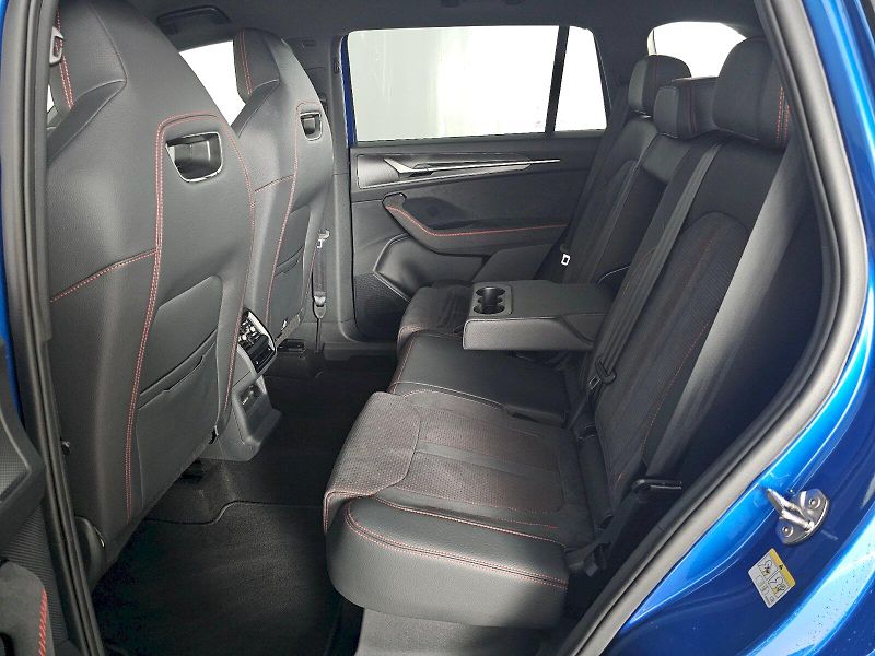 Škoda Kodiaq (2025) RS 2.0TSi 195Kw 4x4 WEBASTO TA - fotka 7 z 35