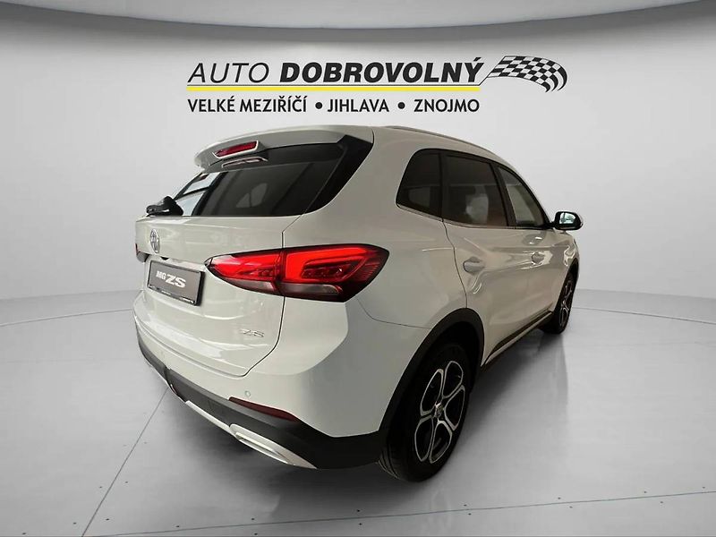 MG ZS (2025) ELEGANCE 1.5 MT5 (85kW/115k) / - fotka 7 z 30