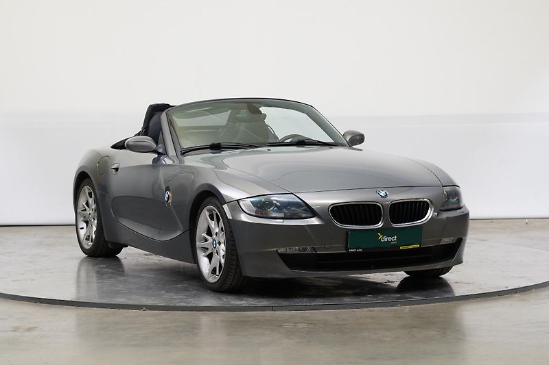 BMW Z4 - fotka 8 z 23