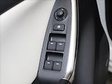 Mazda CX-5 2,2 G175 AWD Rev.TOP Bílá KŮŽE - náhled 17