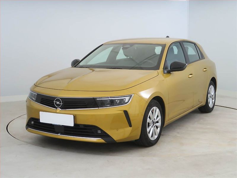 Opel Astra (2023) 1.2 Turbo, Serv.kniha - fotka 2 z 17