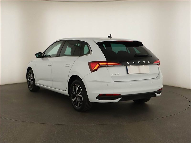 Škoda Scala (2025) 1.0 TSI, Top Selection, FullLe - fotka 4 z 14