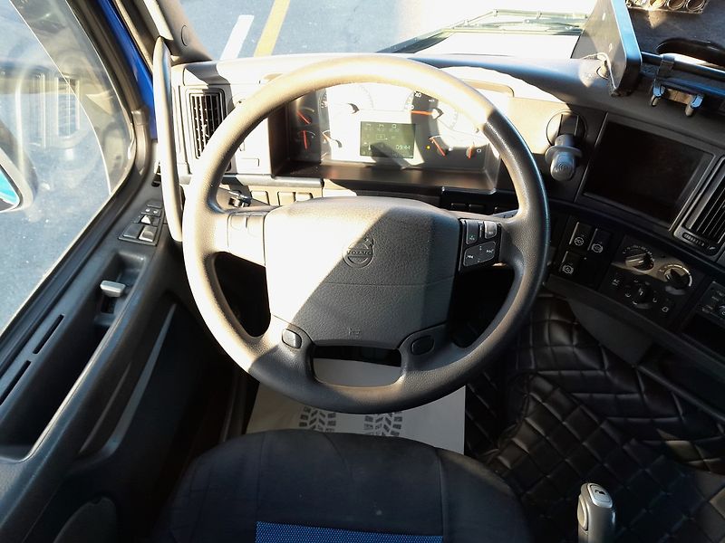 Volvo FH 500 EEV LowDeck / Meg - fotka 21 z 25