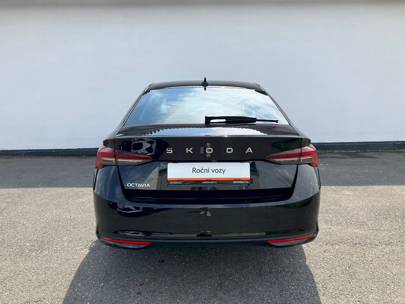Škoda Octavia (2024) TOP SELEC TD 110/2.0 A7F - fotka 7 z 32