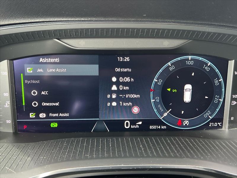 Škoda Octavia 2,0 TDi 110KW 7DSG 4x4  IV. SC - fotka 16 z 26