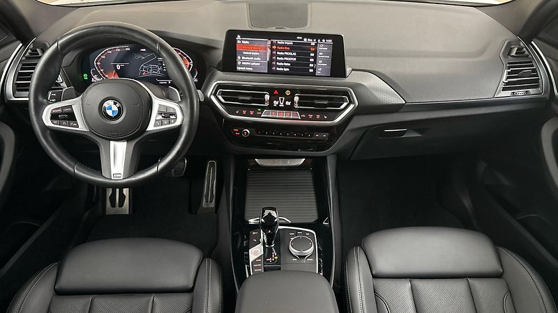 BMW X3 20d AUT xDrive M-sport - fotka 8 z 26