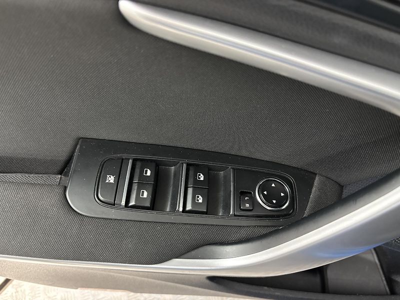 Kia Ceed 1,0 T-GDI Fresh,1.MAJITEL; ČR - fotka 12 z 17