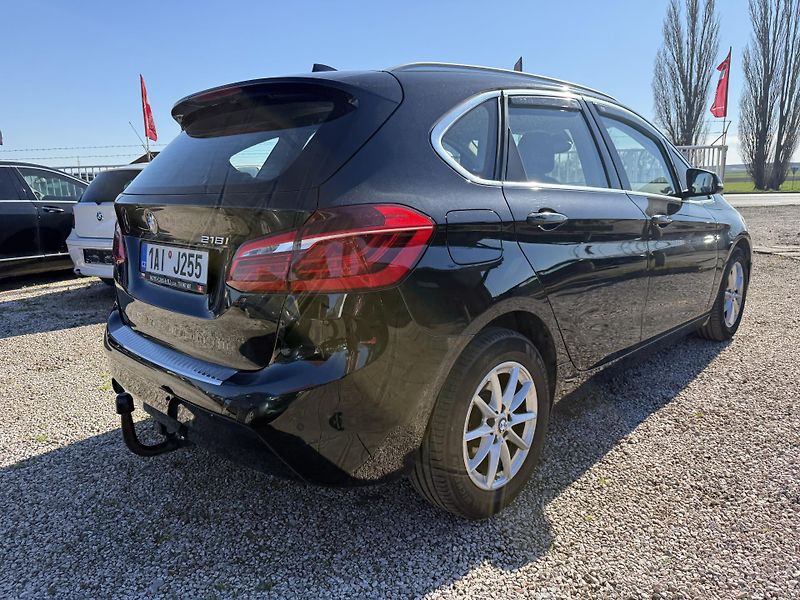 BMW Řada 2 (2015) 1.5 100kw spotřeba 4.9L2 - fotka 20 z 49