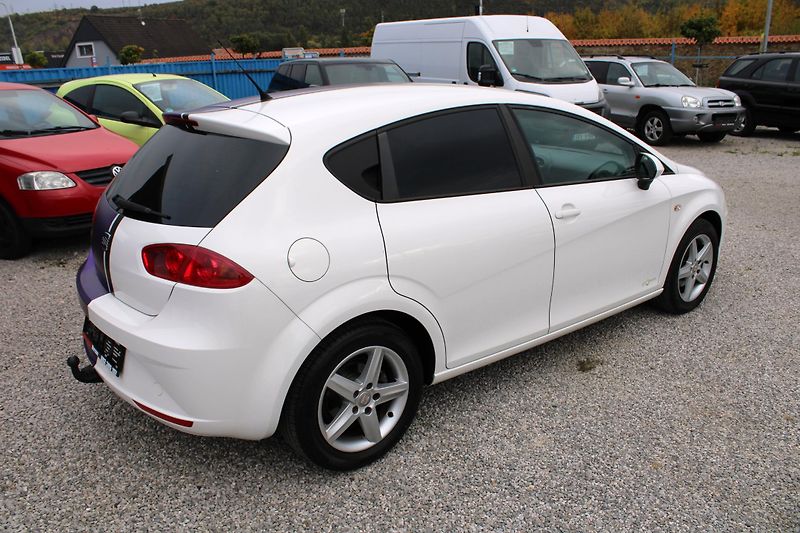 Seat Leon (2011) 1,2TSI KLIMA EL.OKNA TEMPOMAT - fotka 7 z 19