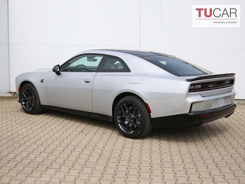 Dodge Charger (2026) Scat Pack SixPack 550Hp AWD - fotka 4 z 38