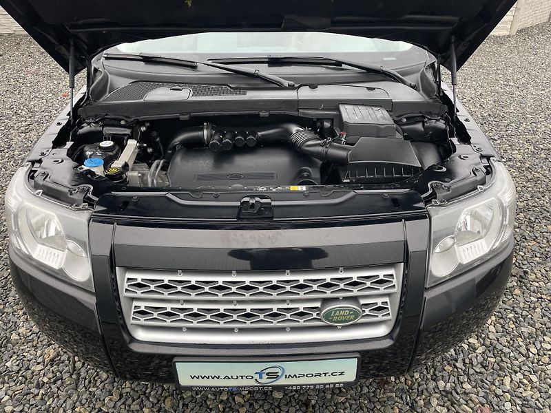 Land Rover Freelander 2.2TD4 160PS 4x4 136TKM SPORT! - fotka 79 z 201