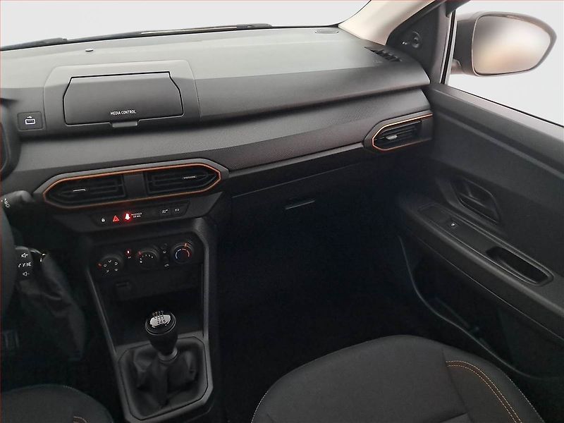 Dacia Sandero (2021) 1.0 TCe, LPG, Serv.kniha - fotka 8 z 16