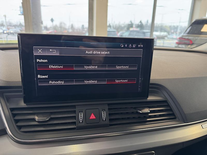 Audi Q5 (2023) 40TFSI 4x4 Advanced Tažné LED  - fotka 35 z 42