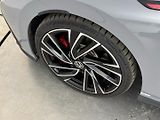 Volkswagen Golf GTI DSG - náhled 27