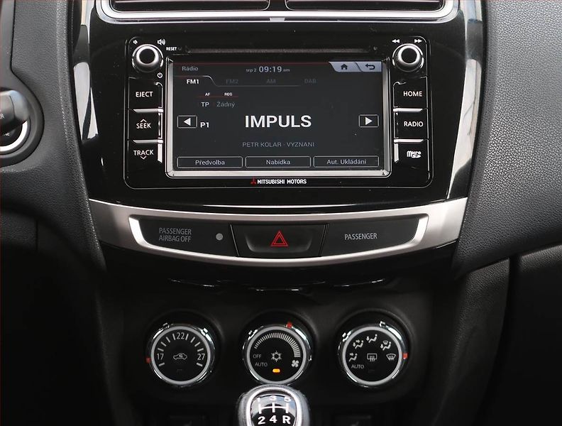 Mitsubishi ASX (2017) 1.6 MIVEC, Serv.kniha, Navi - fotka 12 z 20