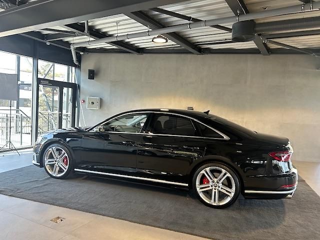 Audi S8 (2020) S8 4.0 TFSI quattro - fotka 4 z 31