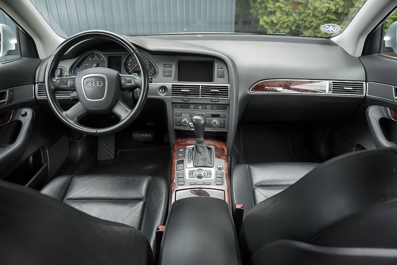 Audi A6 3.0 TDI QUATTRO - fotka 25 z 26