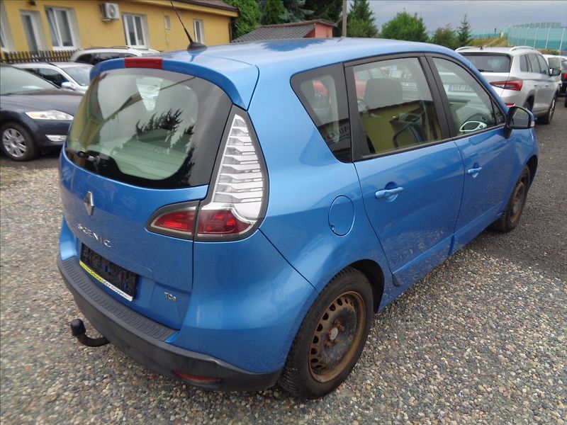 Renault Grand Scénic 1,2 - fotka 9 z 19