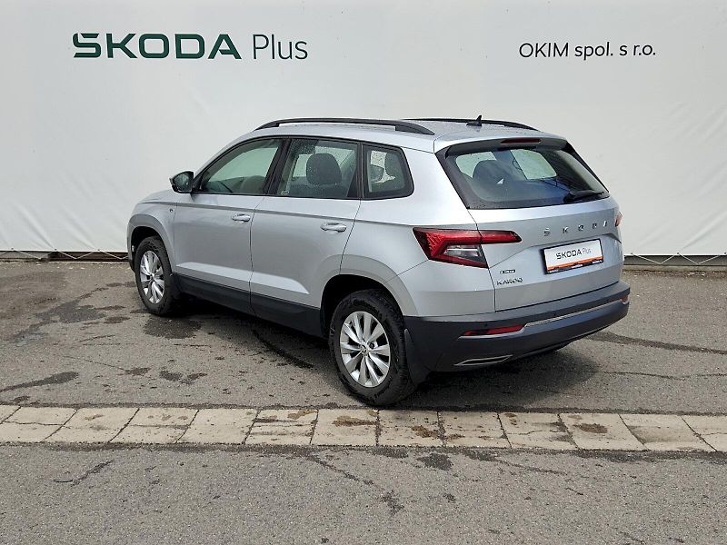 Škoda Karoq (2021) Active 1,5 Tsi - fotka 31 z 34