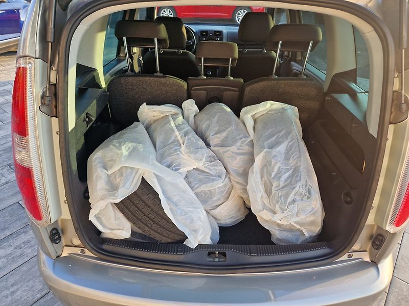 Škoda Roomster (2013) STYLE 1.2 TSI 63kW - fotka 9 z 20