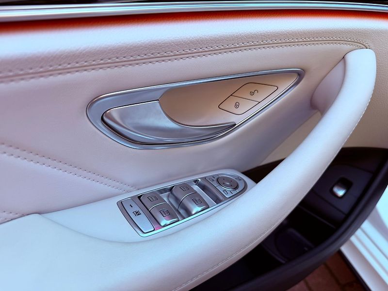 Mercedes-Benz Třídy E E 63 S 4MATIC+, ČR, 1.Maj - fotka 17 z 39