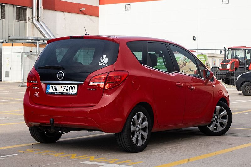 Opel Meriva B, servis, tažné - fotka 5 z 38