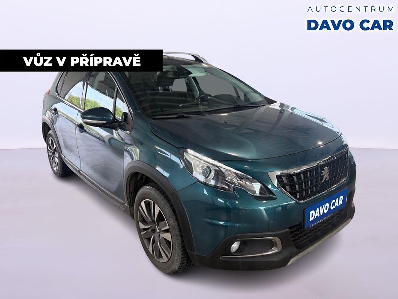 Peugeot 2008 1,2 PT 61kW CZ 1 Maj. Allure - fotka 2 z 12