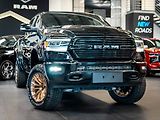 Dodge RAM (2025) 5.7 V8 Laramie Sport 6 LIFT - náhled 42