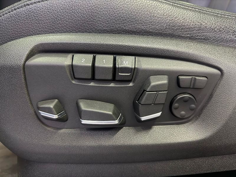 BMW X5 M50d xDrive M-PAKET, HUD, EL. - fotka 29 z 33