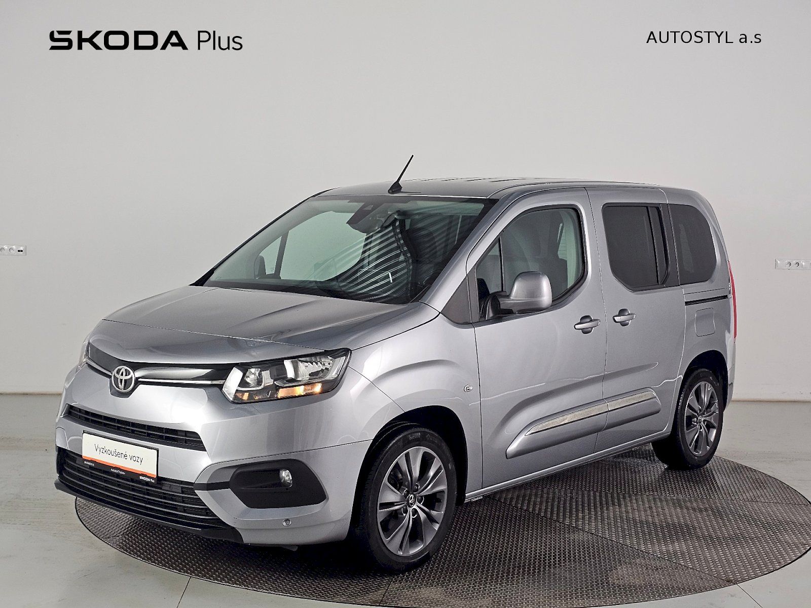 Toyota ProAce City Verso 1.2T 96kW 8AT FAMILY TAŽNÉ