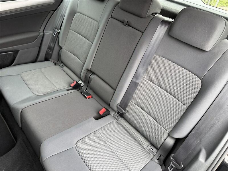 Volkswagen Golf Sportsvan 1.4 TSI Comfortline - fotka 15 z 18