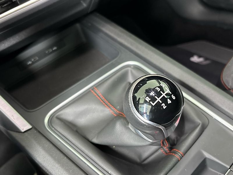 Seat Leon FR - fotka 20 z 29