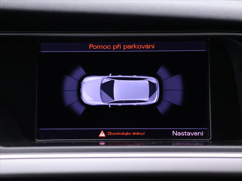 Audi A4 2,0 TDI 110kW quattro Navi Bi- - fotka 20 z 30