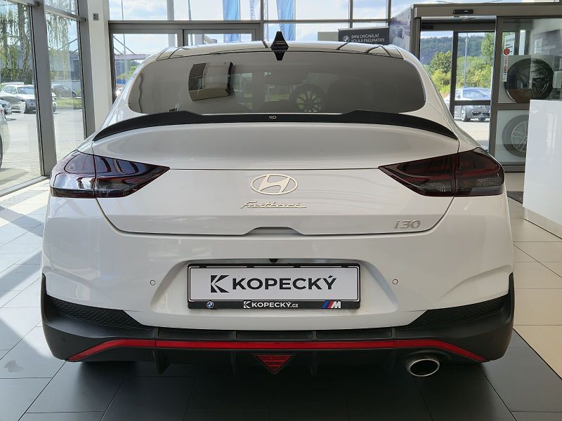 Hyundai i30 1.5 T-GDI/103kW N-Line DCT - P - fotka 6 z 38