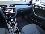 Škoda Octavia (2018) Style 1.6 TDI, Tempomat - náhled 8