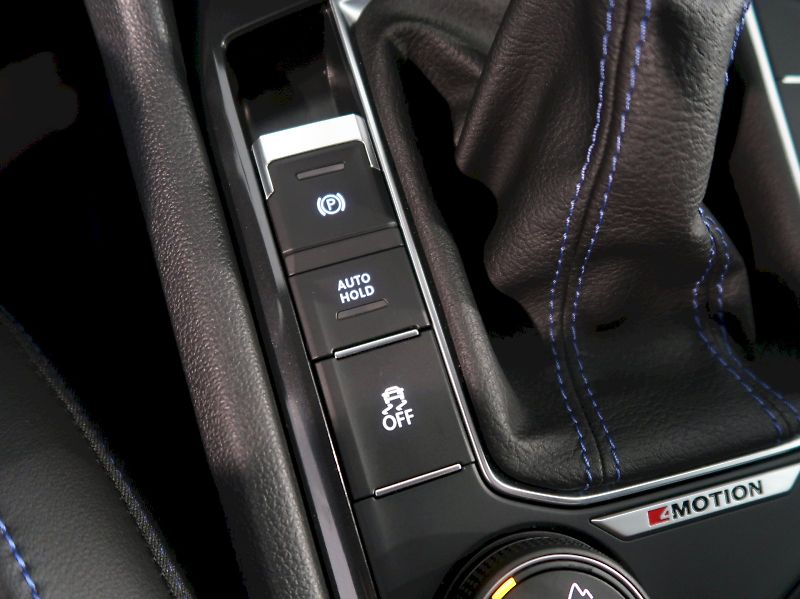 Volkswagen Tiguan (2022) R 2.0TSI 235KW DSG 4x4 - fotka 32 z 38
